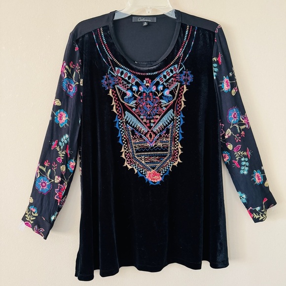 Calessa Boho Velvet Embroidered Floral Top Size M - Picture 2 of 12